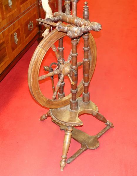 Stodola.cz - Spinning wheel